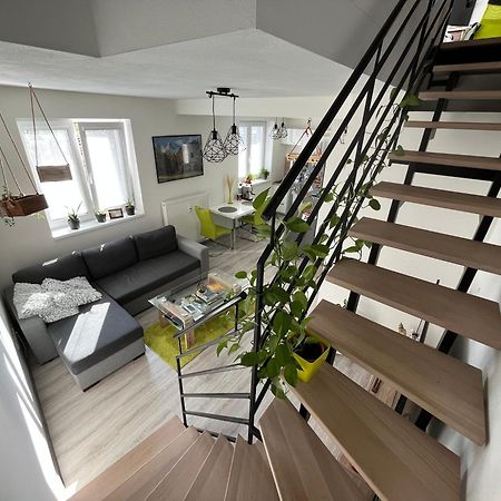 Tranquille Inn Apartment Kysucke Nove Mesto Buitenkant foto
