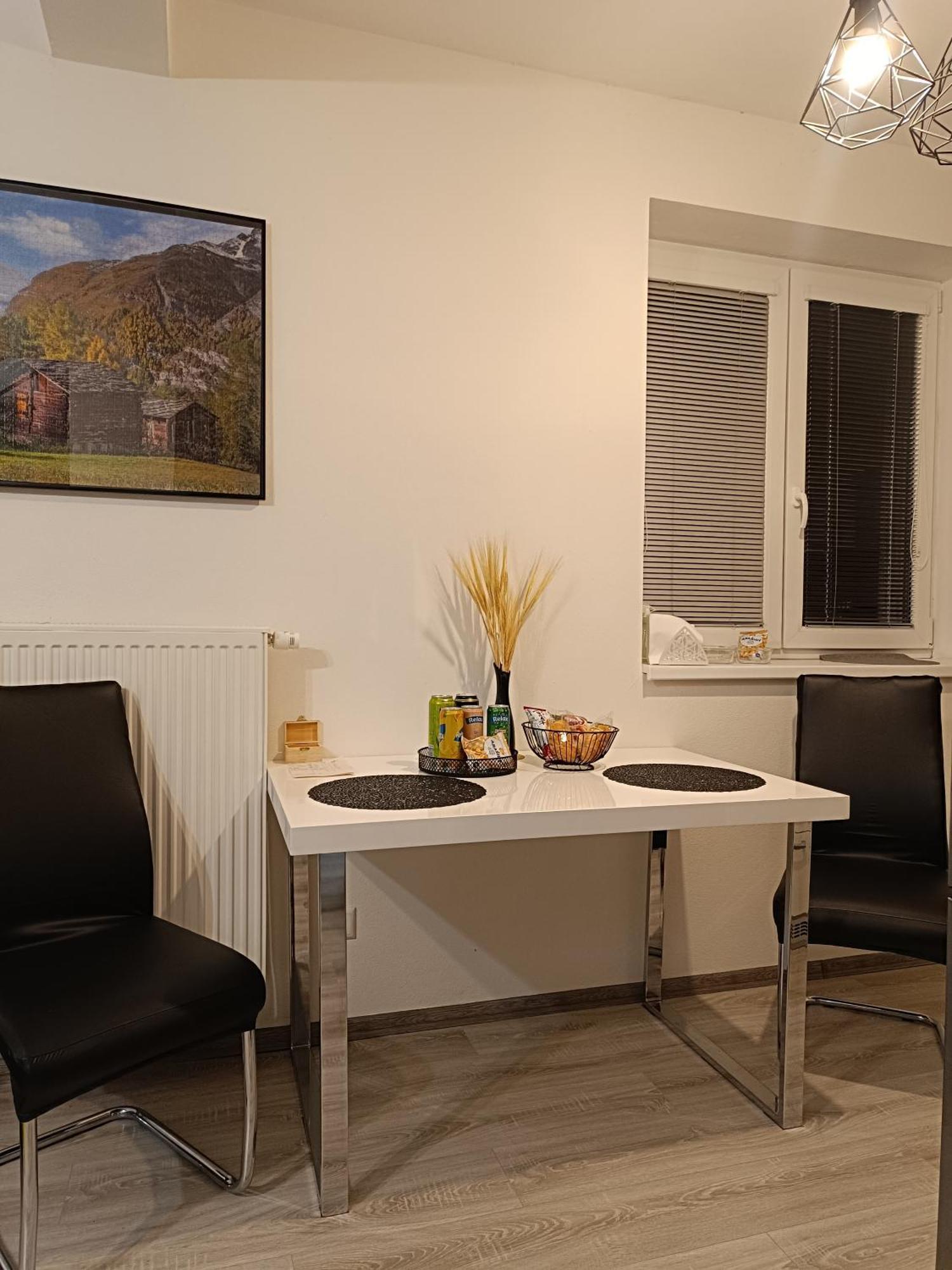 Tranquille Inn Apartment Kysucke Nove Mesto Buitenkant foto
