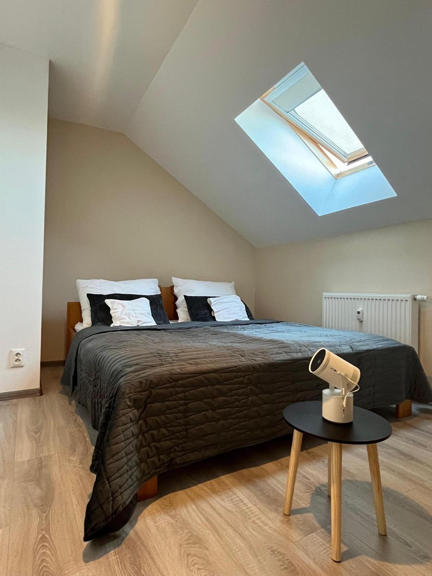 Tranquille Inn Apartment Kysucke Nove Mesto Buitenkant foto