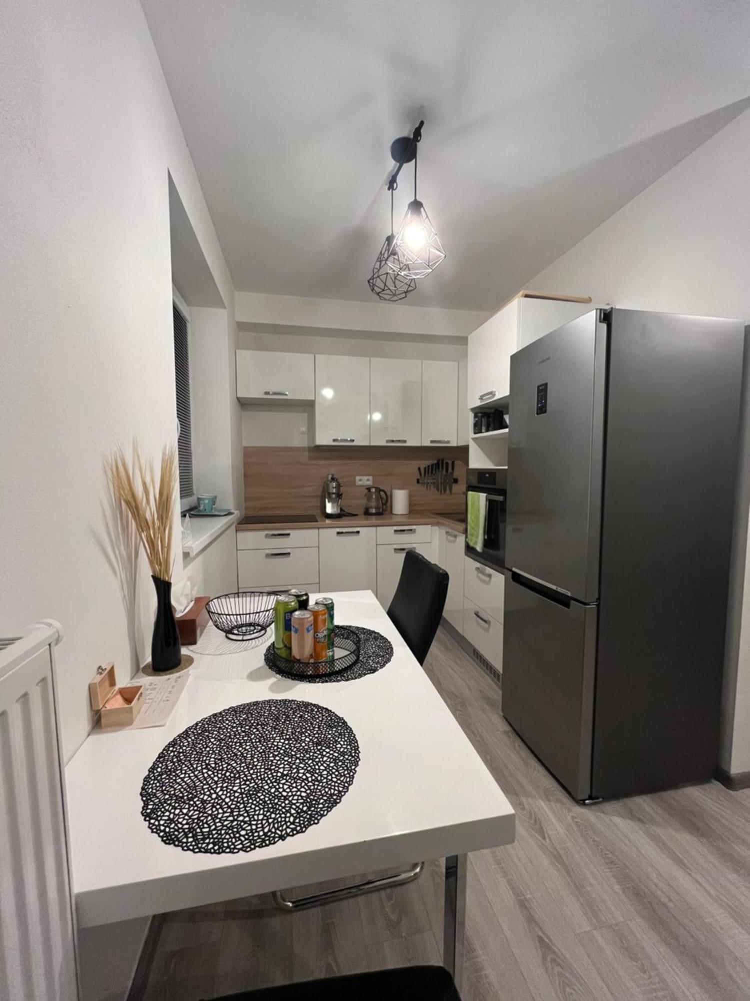 Tranquille Inn Apartment Kysucke Nove Mesto Buitenkant foto